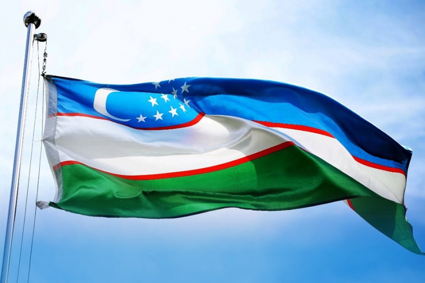 Поздравляем всех с днем принятия государственного флага Республики Узбекистан!